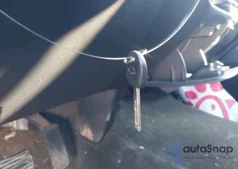 2015 Chevrolet Silverado 1500 1Lt из США, поврежденный, VIN 1GCVKREHXFZ271753